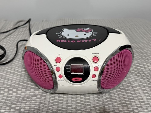 Read hello kitty - *read*,