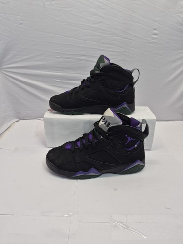 Size 6youth air jordan - air,