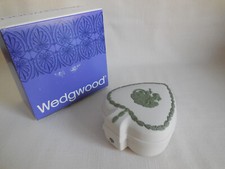 Wedgwood Reverse Sage Green