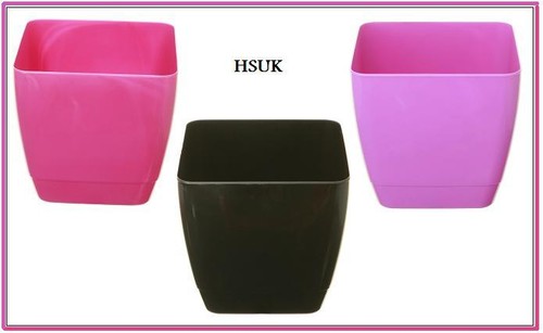 14cm square plastic plant pot - square,