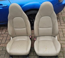 MAZDA MX5 LEATHER SEATS - CREAM / BEIGE  PAIR  MK1 / 2 (1989 to 2005) ON RUNNERS