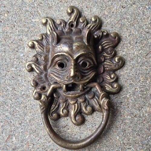 Antique style bronze face - antique,