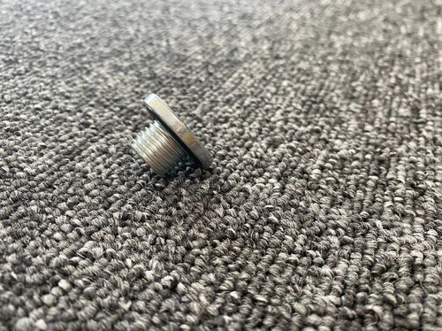 Fit mazda oil sump - drain, plug