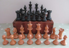 VINTAGE / ANTIQUE WOODEN CHESS