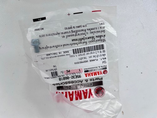 New genuine yamaha nmax - genuine,
