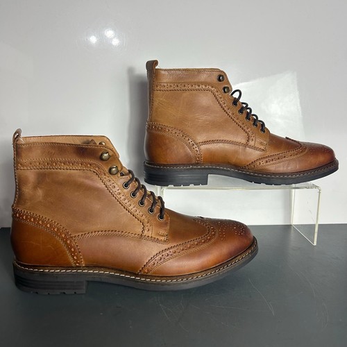 Men next lace up - -,