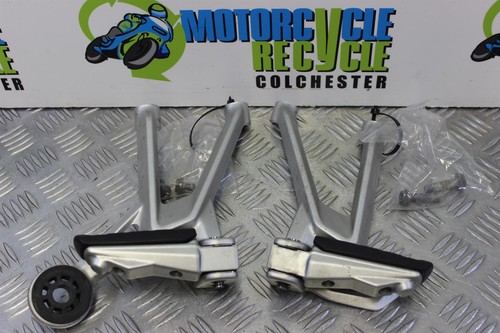 Bmw 1200 footrest hangers - bmw, rs