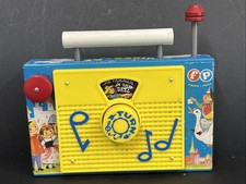 Fisher Price - TV Radio Wind-up Toy - Retro Vintage Style - Farmer in the Dell