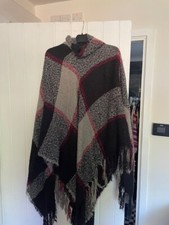 ladies poncho cape wrap shawl used Black mix Tu