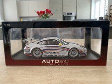 AUTOart 1/18 - PORSCHE 911 GT3 RSR - 80770 - 997 - Presentation