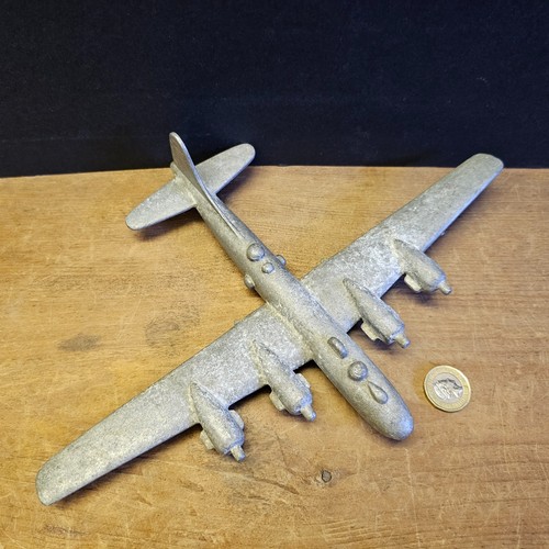 Large ww2 scratch - large, built