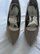 Guess size 5 Paton court shoes