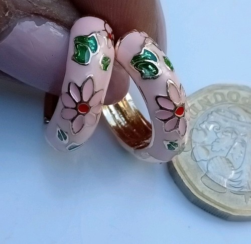 Enamel flower hinged huggie - hinged,