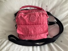 Kipling Candy bag in salmon pink, good condition no monkey.