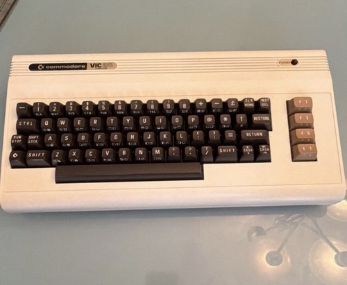 Commodore vic computer - commodore,