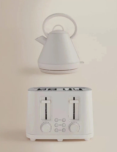 Cream pyramid style - pyramid,