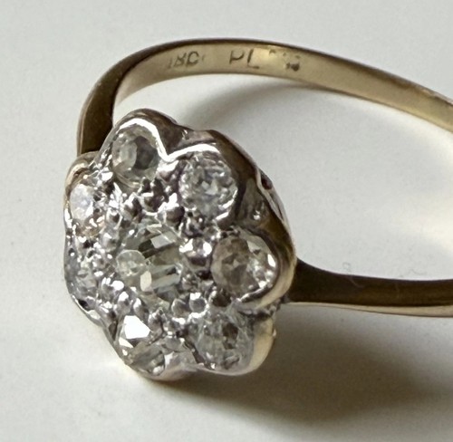 Antique 18ct gold daisy - , flower