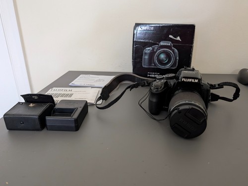 Fujifilm finepix series - finepix, hs
