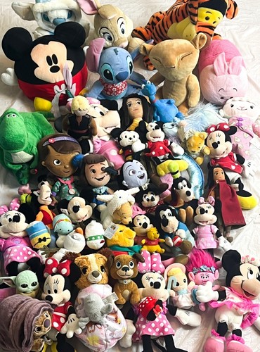 Huge lot disney parks - lot,