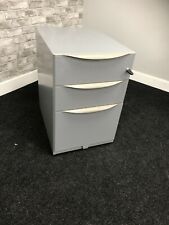  Pedestal with 3 Lockable Drawers Note 420 x 540 x 540mm  grey 