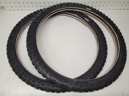 Pair schwinn sized x - sized, 1