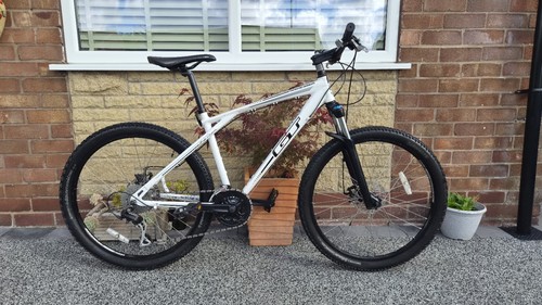 Aggressor mountain bike - gt,