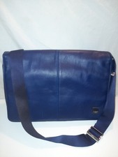 Knomo Messenger Crossbody Bag