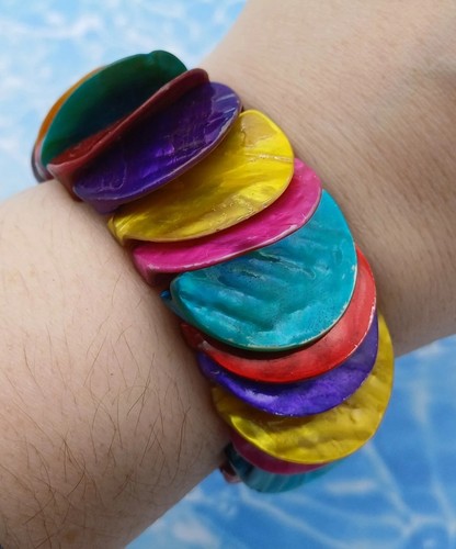 Striking multicoloured mother - multicoloured,