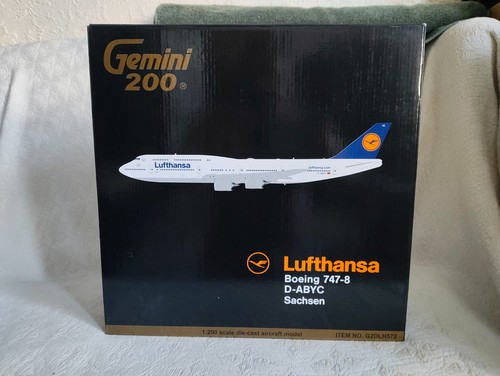 Gemini 200 lufthansa boeing - lufthansa,