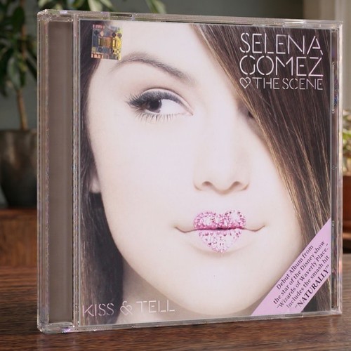 Selena gomez scene - selena, kiss