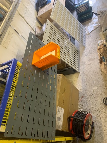 Bin storage mount - 3,