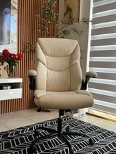 Ergonomic Executive Office