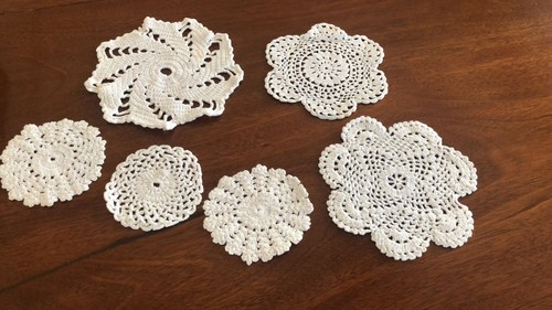 Table mats doily pattern - x,