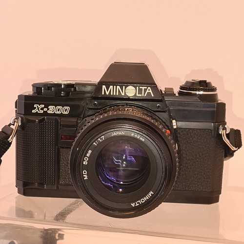 Minolta 300 35mm film slr - x-300,