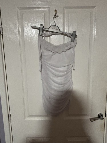 Size white boohoo mini - 8,,