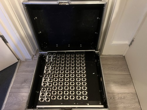 Audio stage box - and, breakout