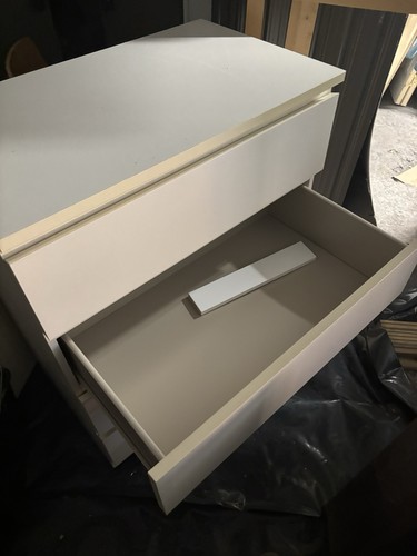 White drawer chest - 4, of