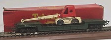 Vintage Triang Railways R213 bogie well wagon with crane load boxed OO Gauge