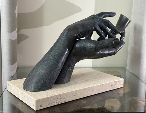 Lorenzo quinn sculpture - quinn,