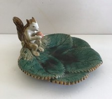 VTG MAJOLICA SQUIRREL & NUT