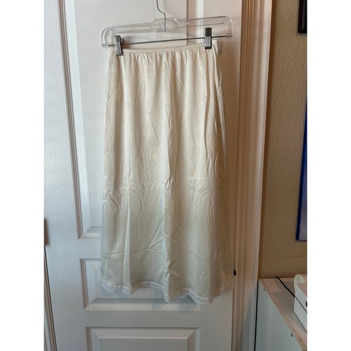 Warner vintage beige slip - warner's,