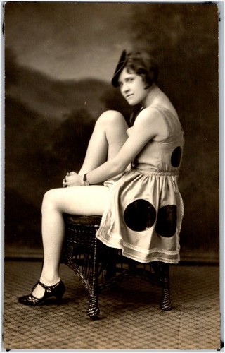 1920s flapper girl - 1920s,