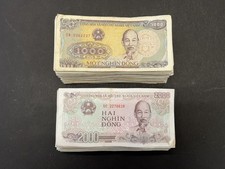 1988 Vietnamese Dong Banknotes Bulk (200)  LOT: 0211-462