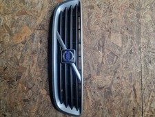 Volvo S40 R DESIGN Front Bumper Main Grille