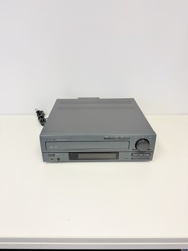 Mitsubishi v6022 laserdisc - mitsubishi, m-v6022