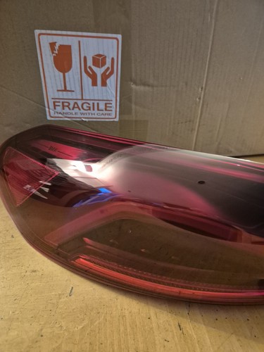 Bmw lhs outer brake light - ,
