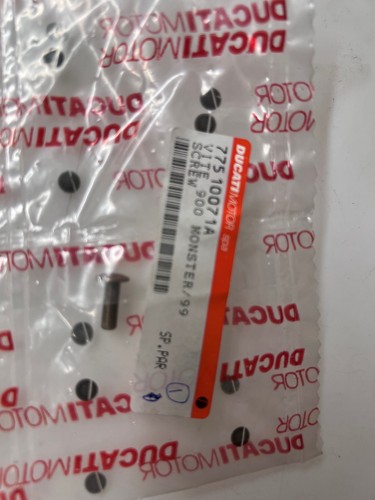 New genuine ducati 748rs - genuine,