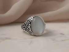Vintage Moonstone Ring