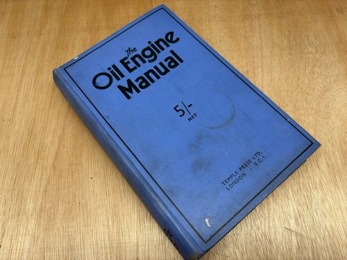 The oil engine - oil, manual