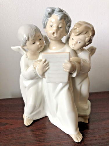 Lovely lladro porcelain - lovely,